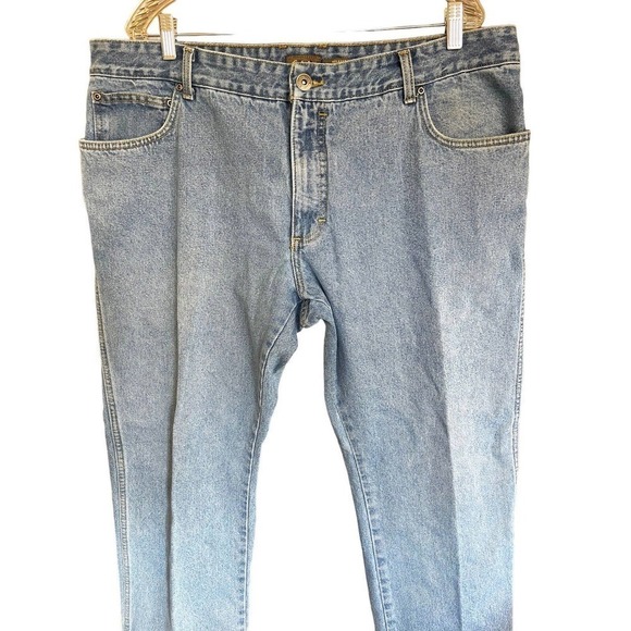 Cabelas Mens Jeans Pants Relaxed Fit Light Wash 40/30 Casual Outdoor Jeans Denim - Picture 2 of 9